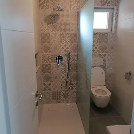 Lino Apartment *